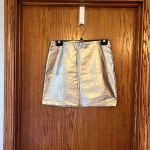 NEW WITH TAGS silver lame style skirt from Francesca’s, size large and small